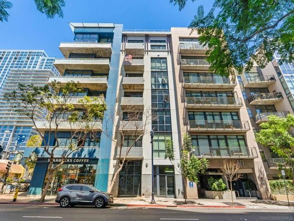 527 10th , Unit 402, San Diego, CA 92101