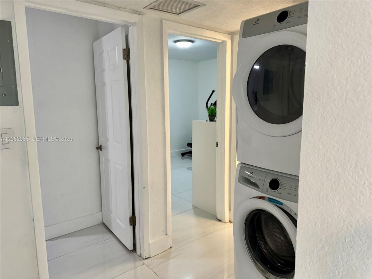 7401 SW 82nd St , Unit 303S, Miami, FL 33143 Photo