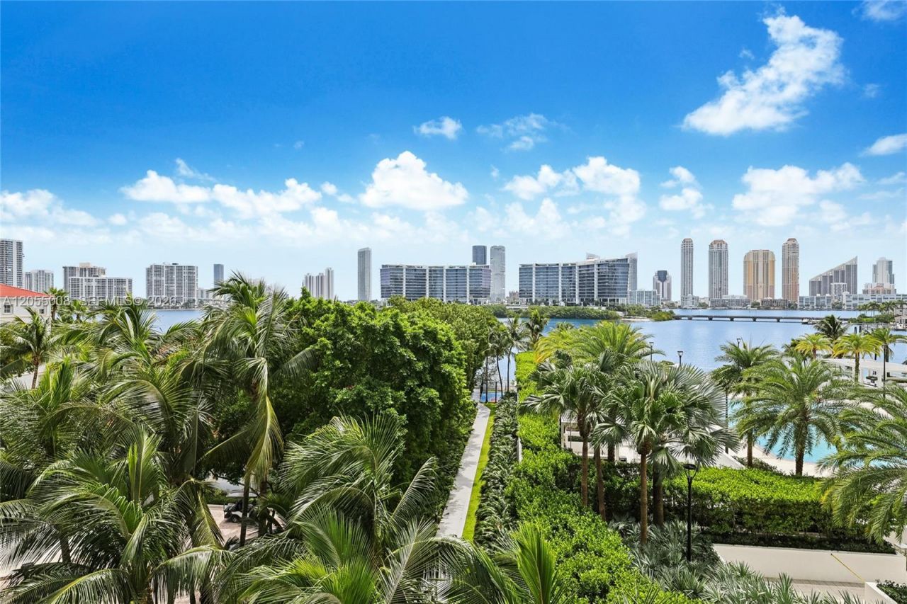 3301 NE 183rd St , Unit 502, Aventura, FL 33160 Photo