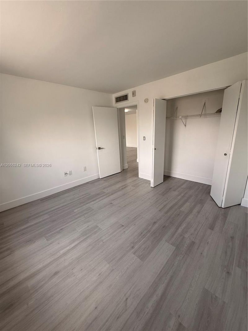 8240 SW 210th St , Unit 203, Cutler Bay, FL 33189 Photo
