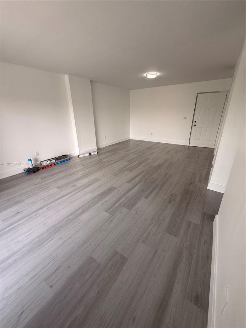 8240 SW 210th St , Unit 203, Cutler Bay, FL 33189 Photo
