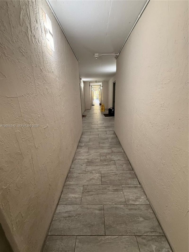 8240 SW 210th St , Unit 203, Cutler Bay, FL 33189 Photo