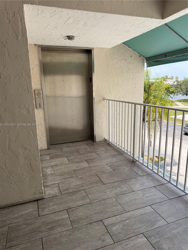 8240 SW 210th St , Unit 203, Cutler Bay, FL 33189 Photo
