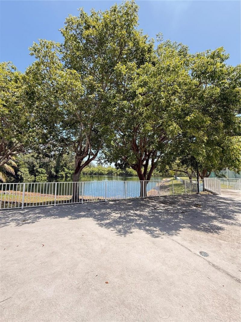 8240 SW 210th St , Unit 203, Cutler Bay, FL 33189 Photo