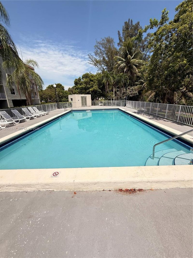 8240 SW 210th St , Unit 203, Cutler Bay, FL 33189 Photo
