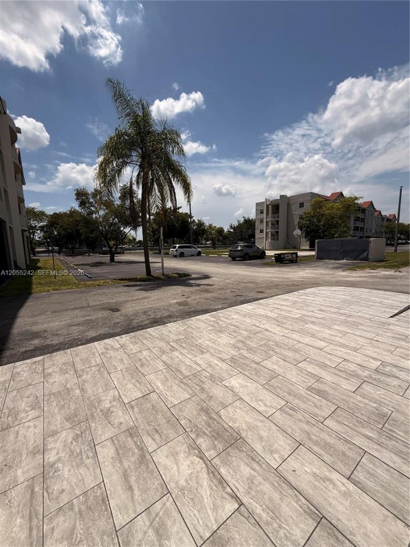 8240 SW 210th St , Unit 203, Cutler Bay, FL 33189 Photo