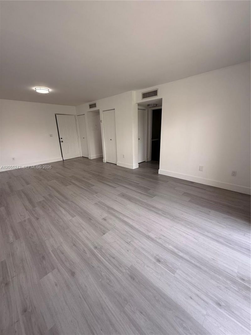 8240 SW 210th St , Unit 203, Cutler Bay, FL 33189 Photo