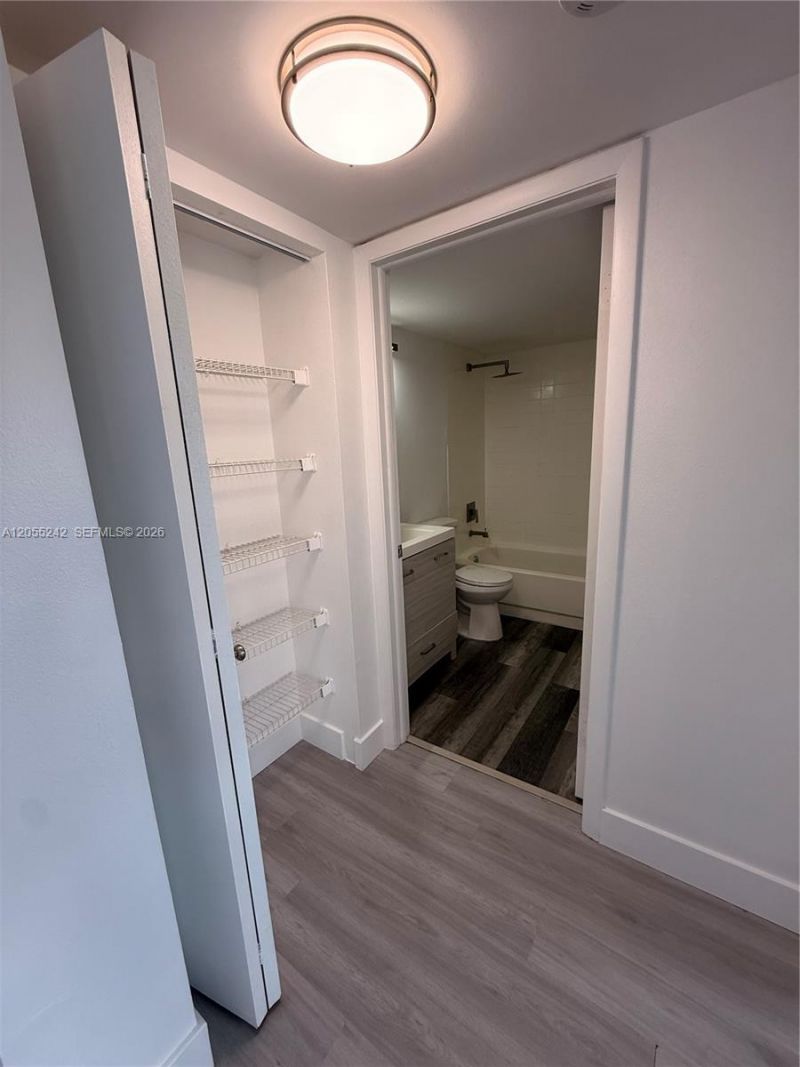 8240 SW 210th St , Unit 203, Cutler Bay, FL 33189 Photo