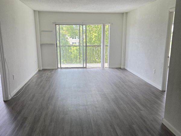 4160 INVERRARY Drive, Unit 507, Lauderhill, FL 33319