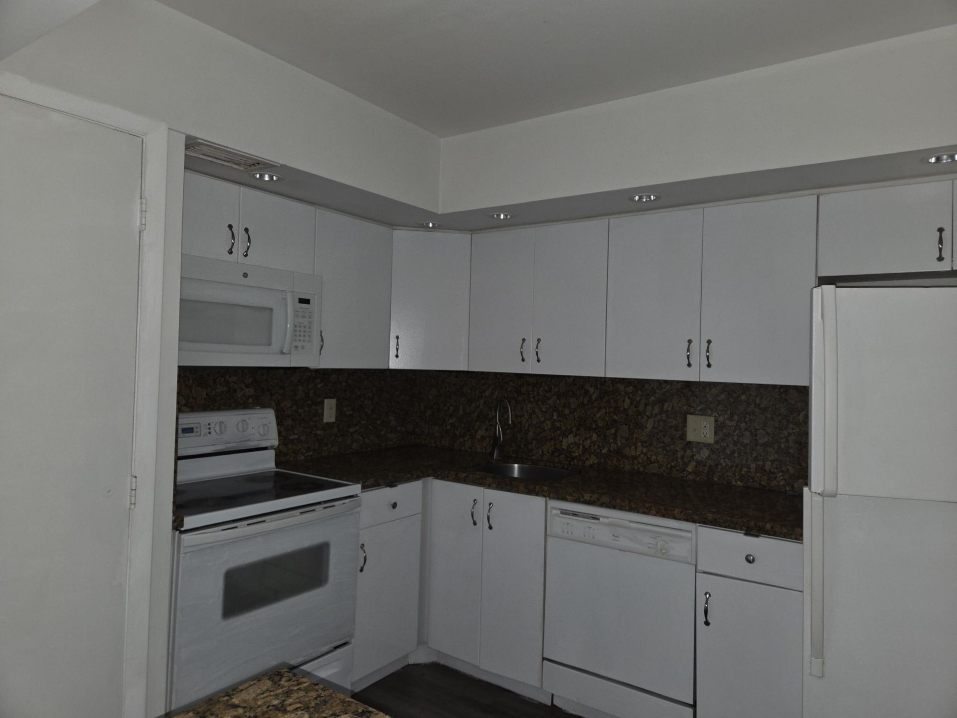 4160 Inverrary Drive, Unit 507, Lauderhill, FL 33319 Photo