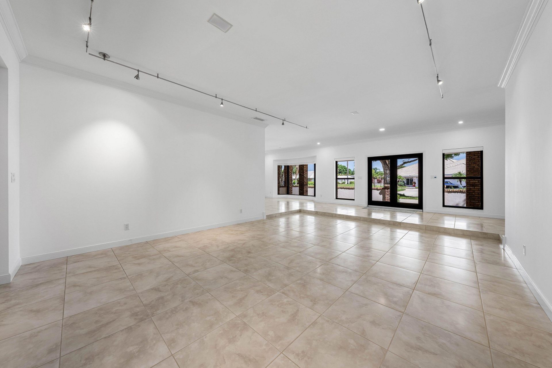 114 Glenbrook Court, Atlantis, FL 33462 Photo