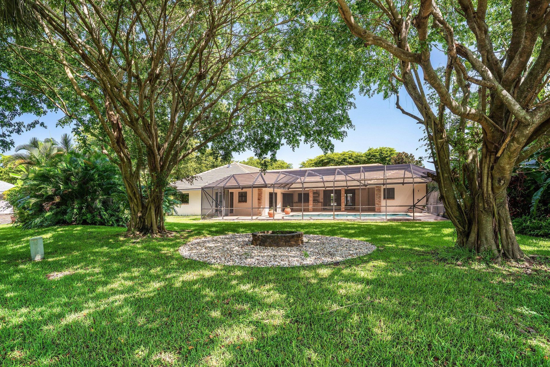 114 Glenbrook Court, Atlantis, FL 33462 Photo