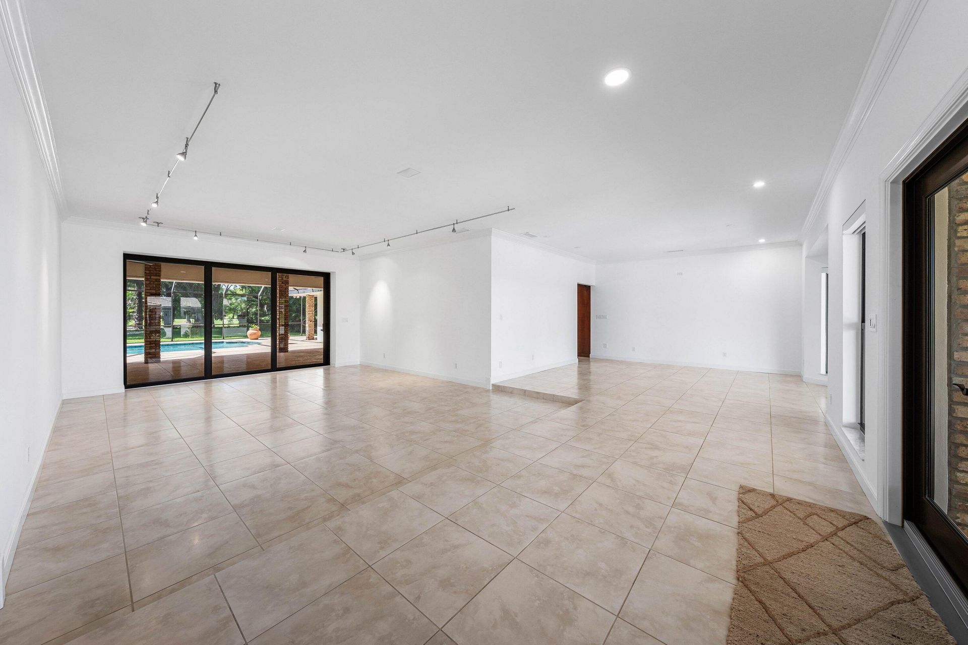 114 Glenbrook Court, Atlantis, FL 33462 Photo
