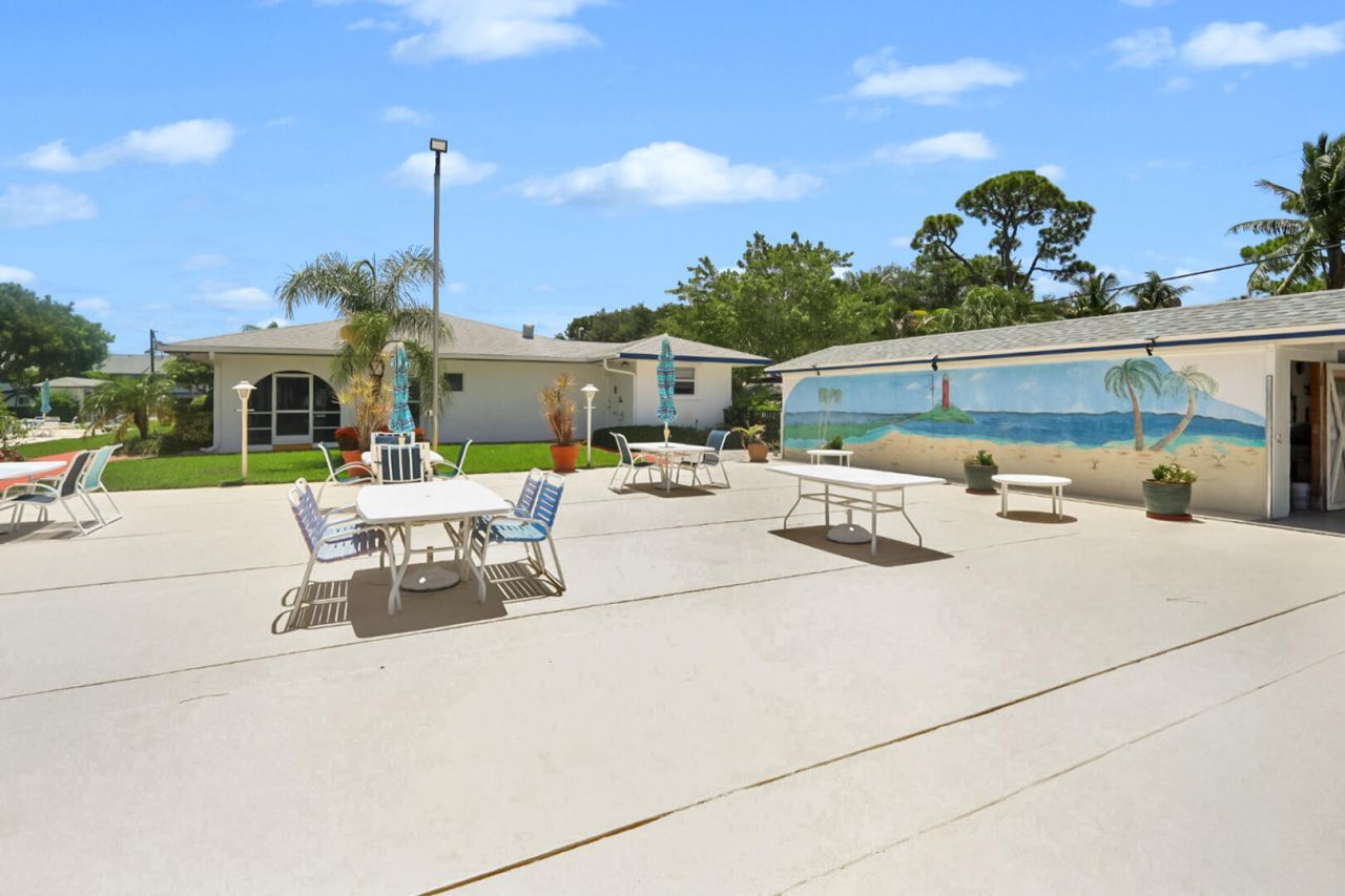 11 Garden Street, Unit 206T, Tequesta, FL 33469 Photo