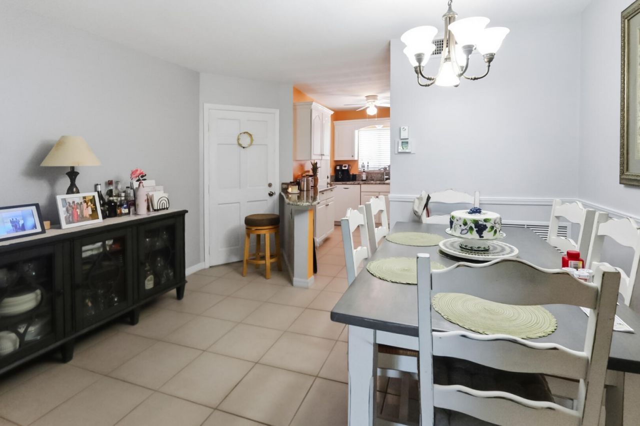 11 Garden Street, Unit 206T, Tequesta, FL 33469 Photo