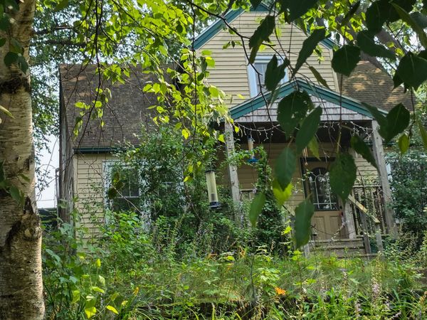 1427 Woodland Ave, Eau Claire, WI 54701