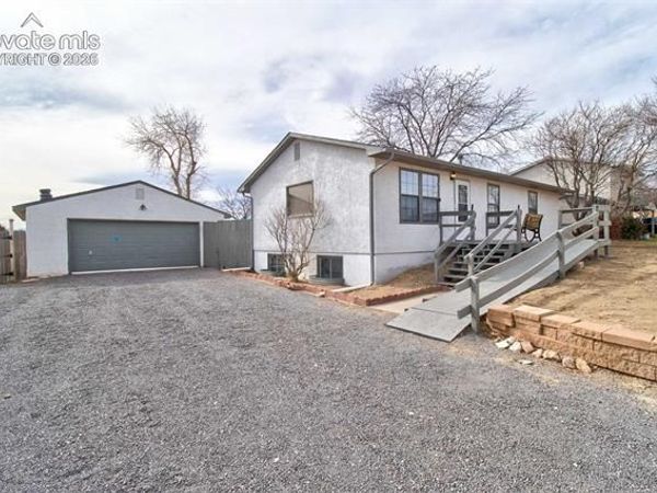 257 S Bailey Drive, Pueblo West, CO 81007