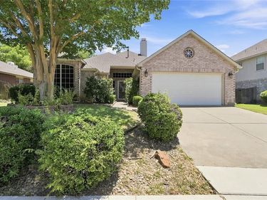 7204 Mesa Verde Trail, Fort Worth, TX 76137