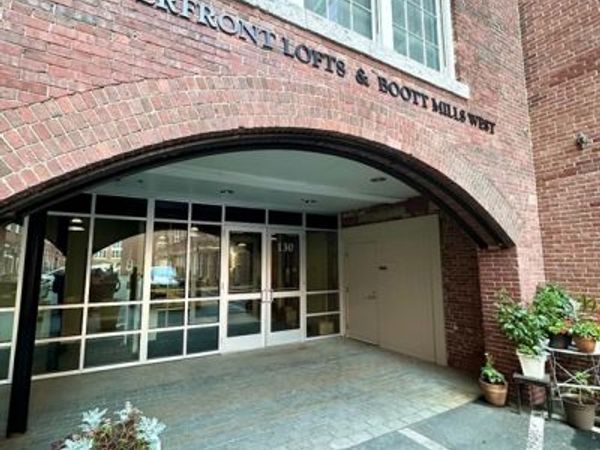 130 John Street, Unit 355, Lowell, MA 01852