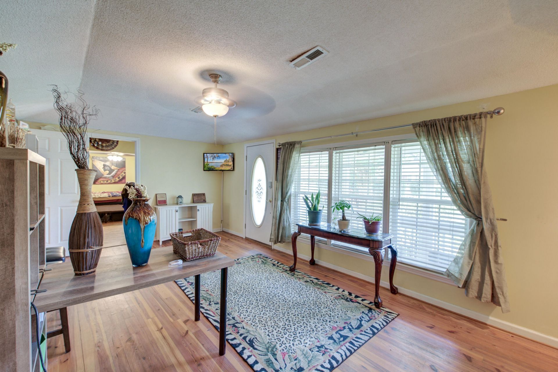 1639 Central Avenue Photo 7