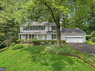 2284 DOSINIA COURT, RESTON, VA 20191