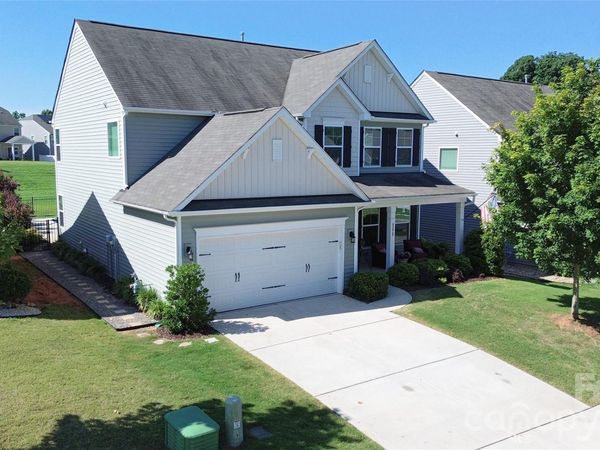111 Lantern Acres Drive , Mooresville, NC 28115