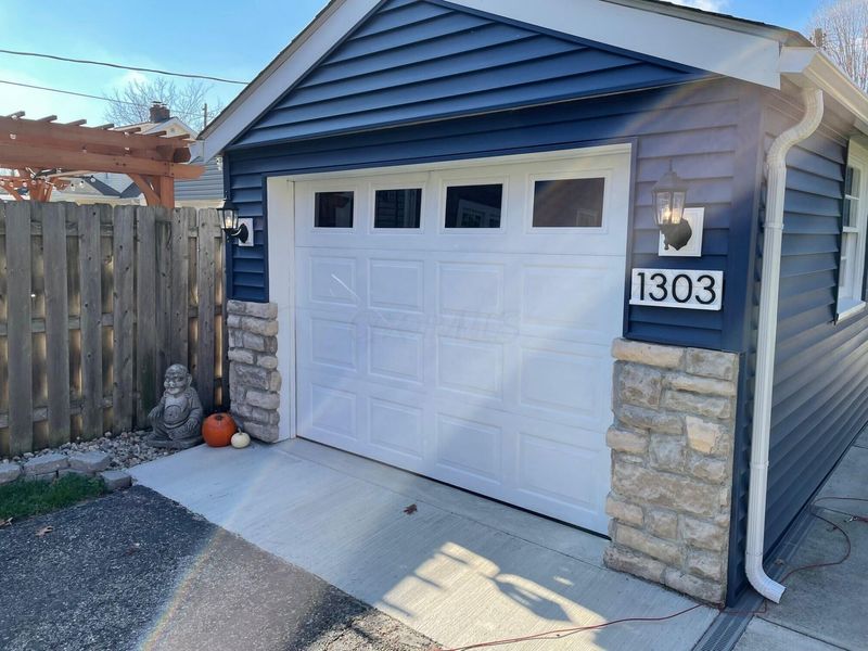 1303 Elmwood Avenue, Columbus, OH 43212 Photo 2