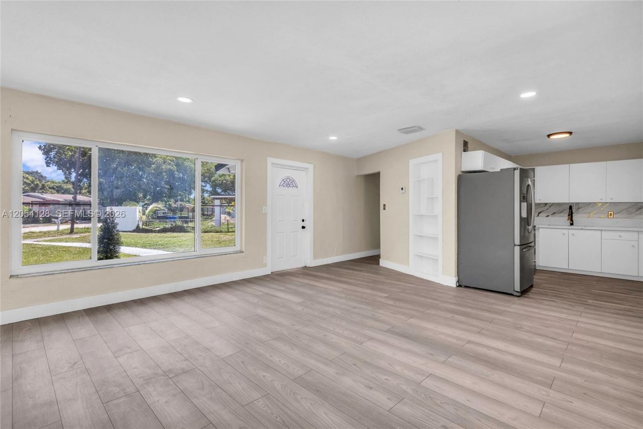 1218 NW 15th St , Fort Lauderdale, FL 33311 Photo