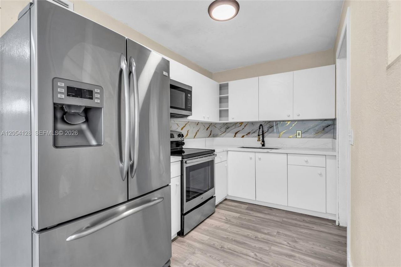 1218 NW 15th St , Fort Lauderdale, FL 33311 Photo