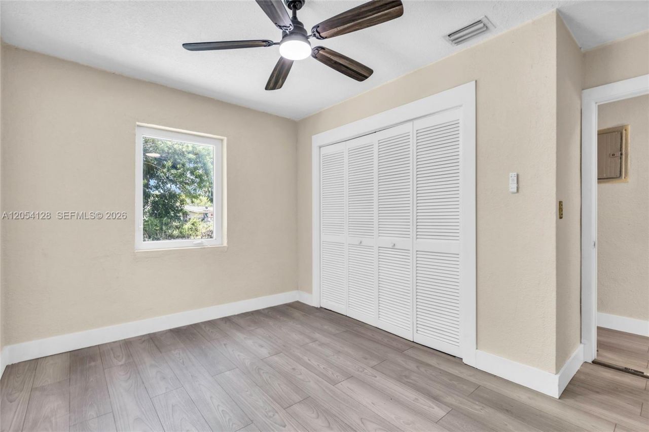 1218 NW 15th St , Fort Lauderdale, FL 33311 Photo