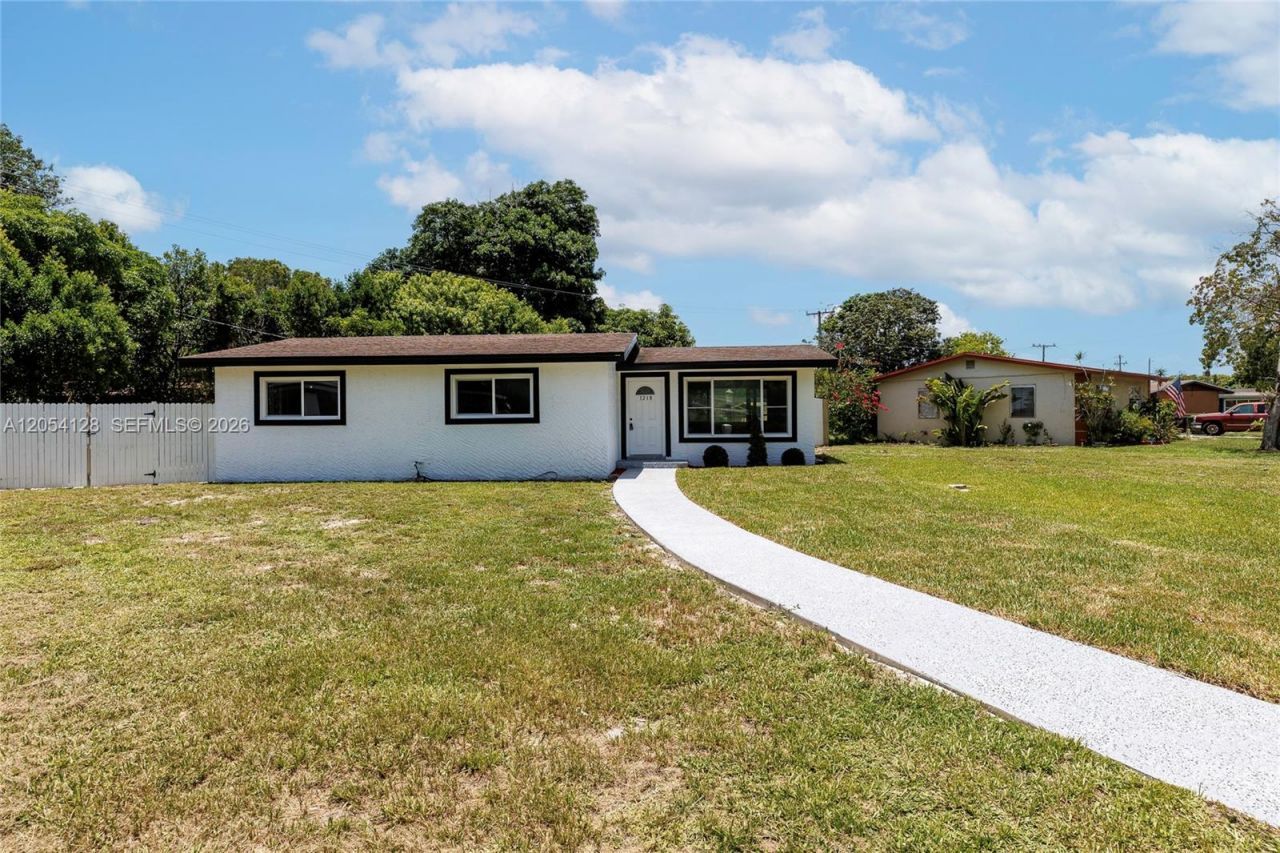 1218 NW 15th St , Fort Lauderdale, FL 33311 Photo