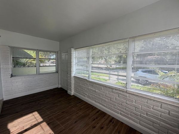 890 NW 55th St , Unit 1, Miami, FL 33127