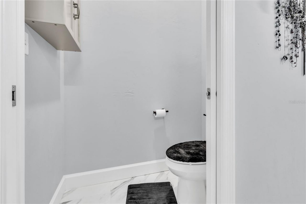 8069 NE 8th Place , High Springs, FL 32643 Photo