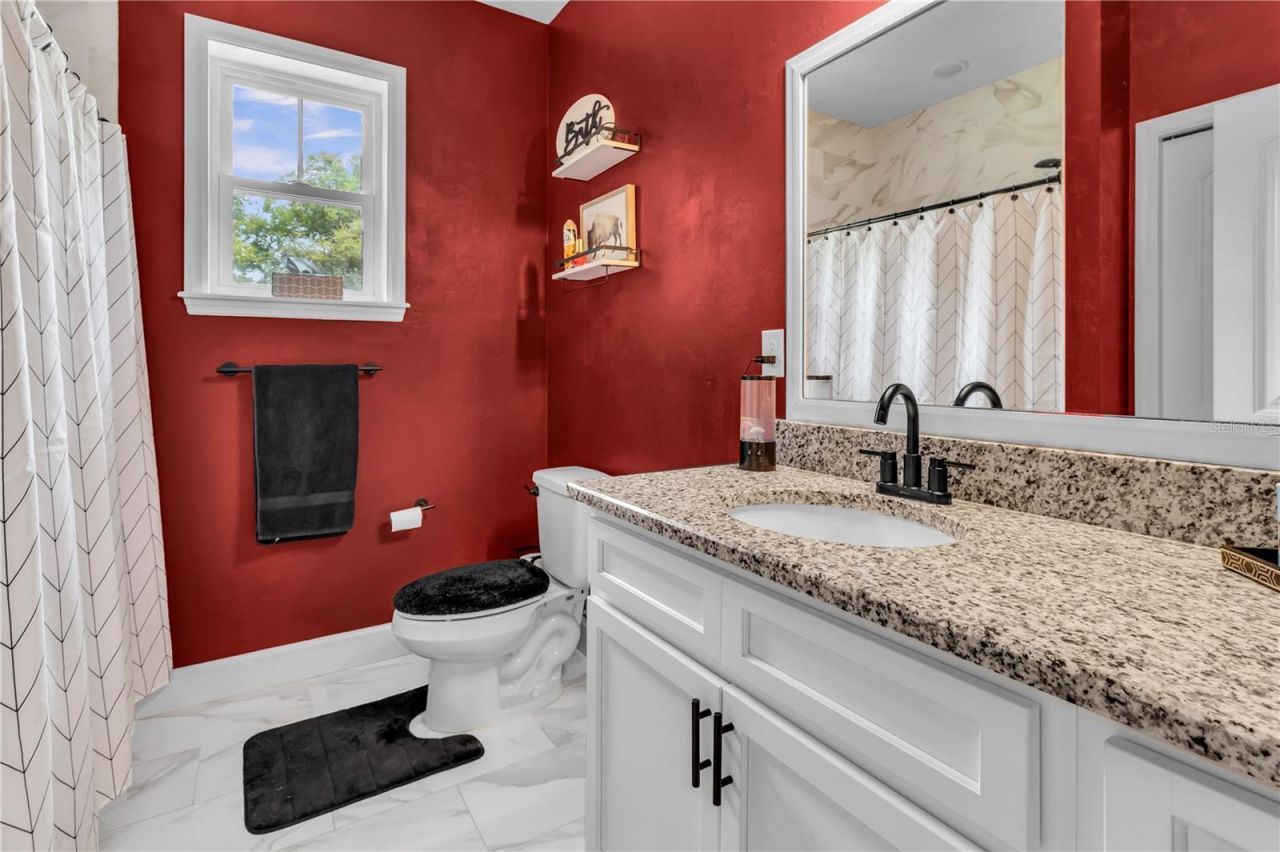 8069 NE 8th Place , High Springs, FL 32643 Photo
