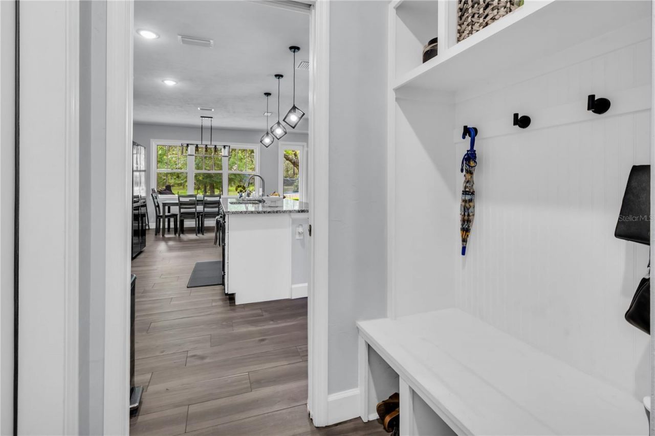 8069 NE 8th Place , High Springs, FL 32643 Photo