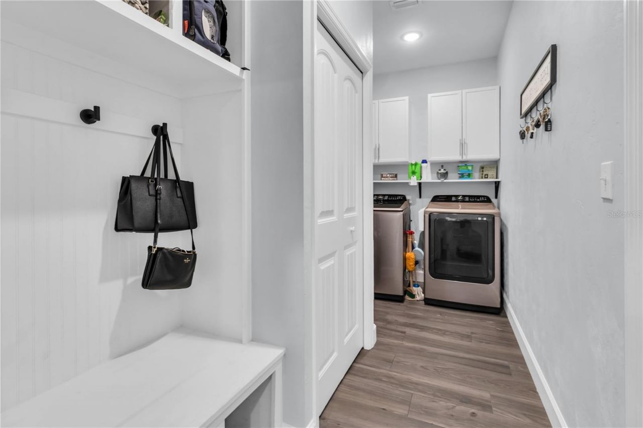 8069 NE 8th Place , High Springs, FL 32643 Photo