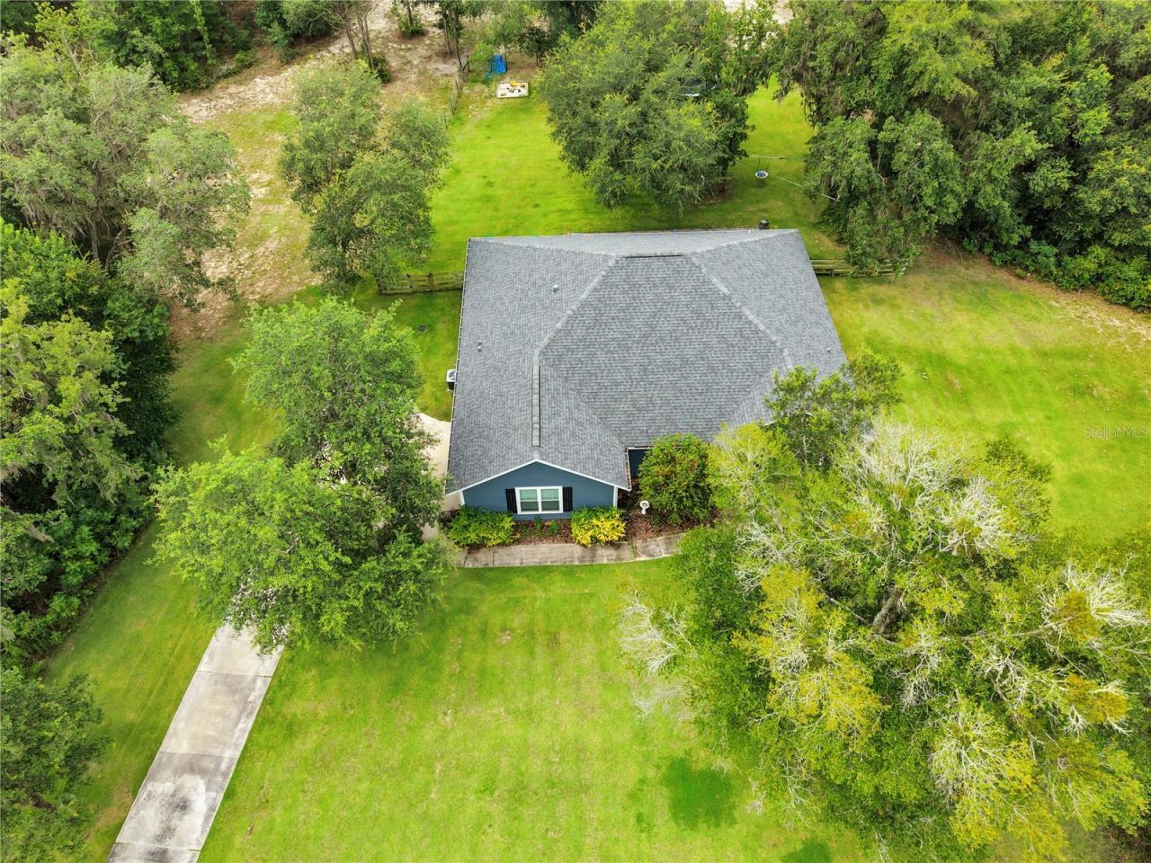 8069 NE 8th Place , High Springs, FL 32643 Photo