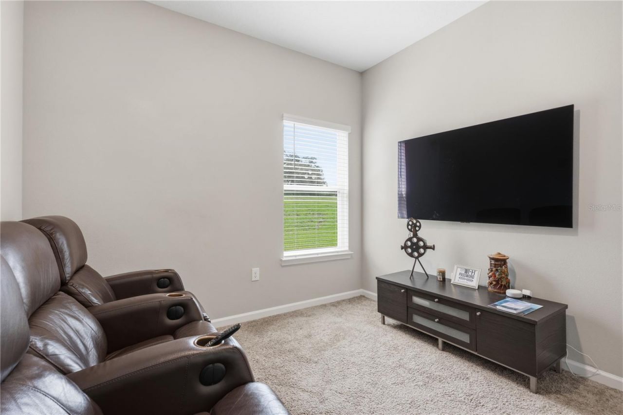 600 Avila Place , Howey in the Hills, FL 34737 Photo