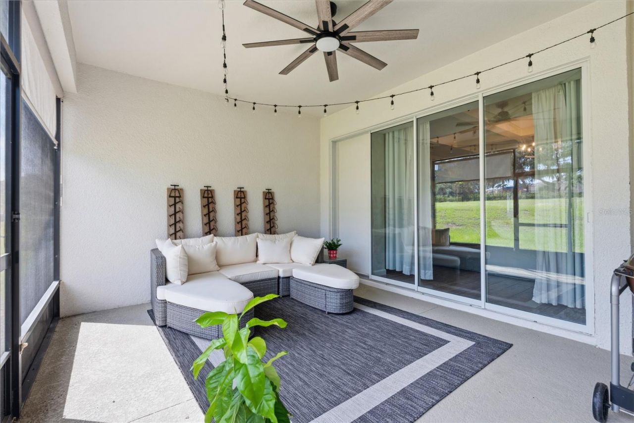 600 Avila Place , Howey in the Hills, FL 34737 Photo