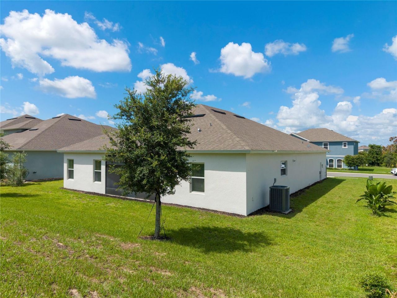 600 Avila Place , Howey in the Hills, FL 34737 Photo
