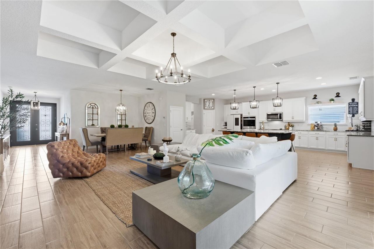 600 Avila Place , Howey in the Hills, FL 34737 Photo