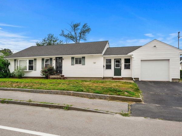 14 Burke Street, Nashua, NH 03060