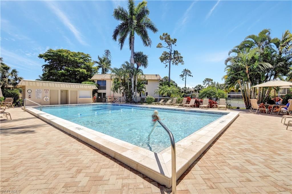 1549 Sandpiper St , Unit 42, Naples, FL 34102 Photo