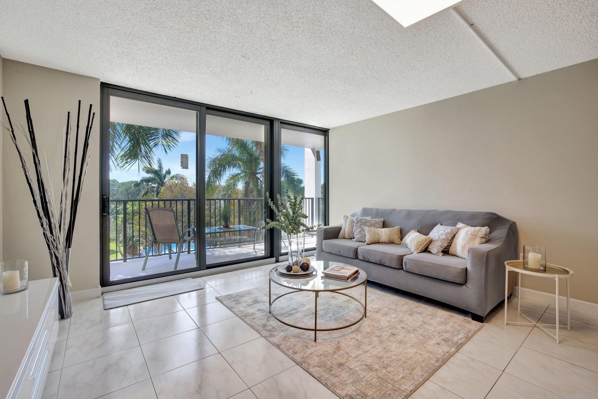 1101 River Reach Drive, Unit 415, Fort Lauderdale, FL 33315 Photo