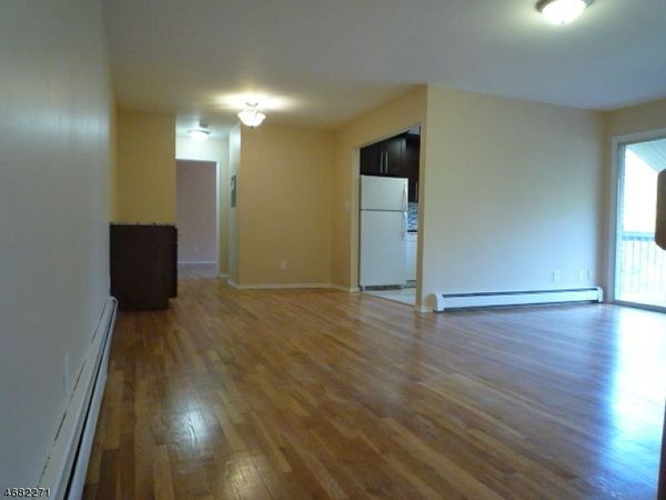 16 Deanna Dr, Unit 32, Hillsborough, NJ 08844