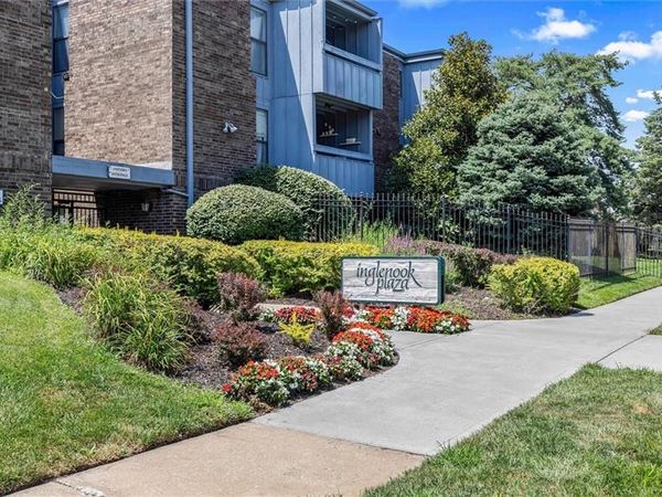 4056 Warwick Boulevard, Unit 3, Kansas City, MO 64111