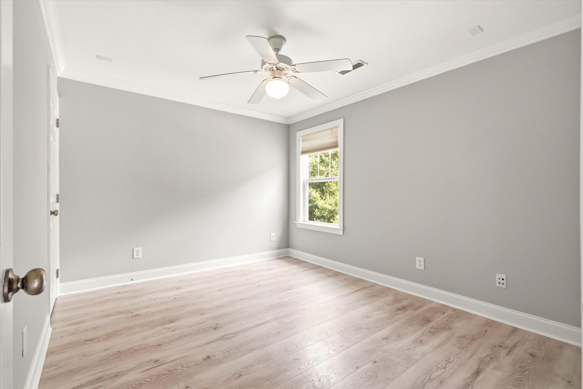 128 Red Leaf Boulevard Photo 24