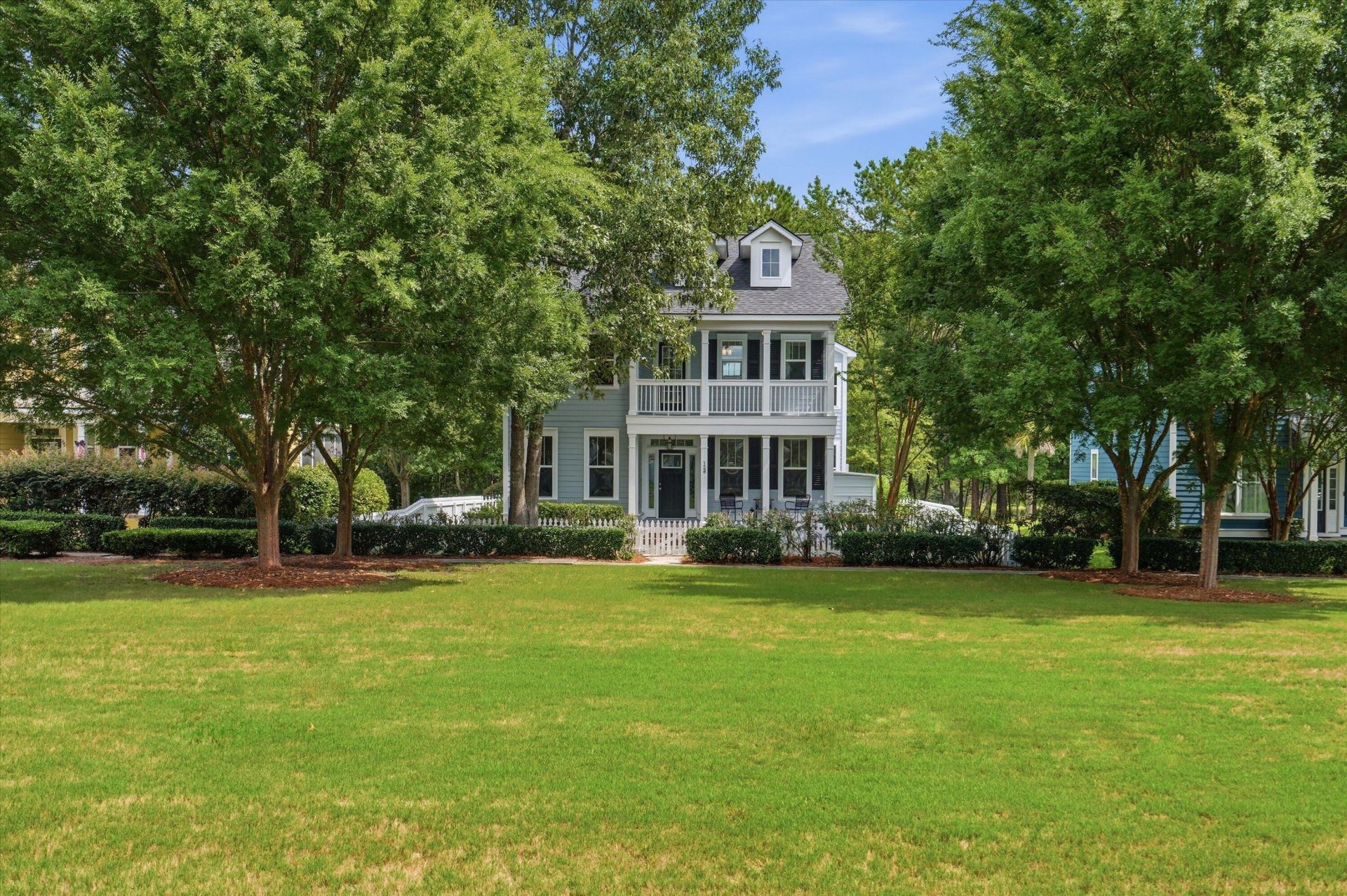 128 Red Leaf Boulevard Photo 4