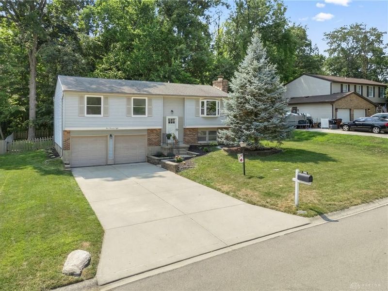 4008 Willow Run Drive, Beavercreek, OH 45430 Photo 3