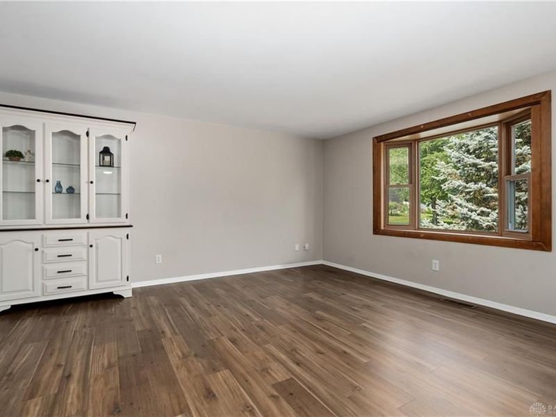 4008 Willow Run Drive, Beavercreek, OH 45430 Photo 7